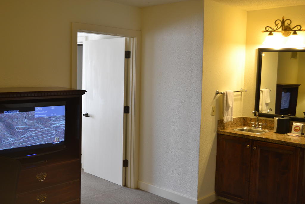 Jameson Inn & Suites Bowling Green Eksteriør bilde