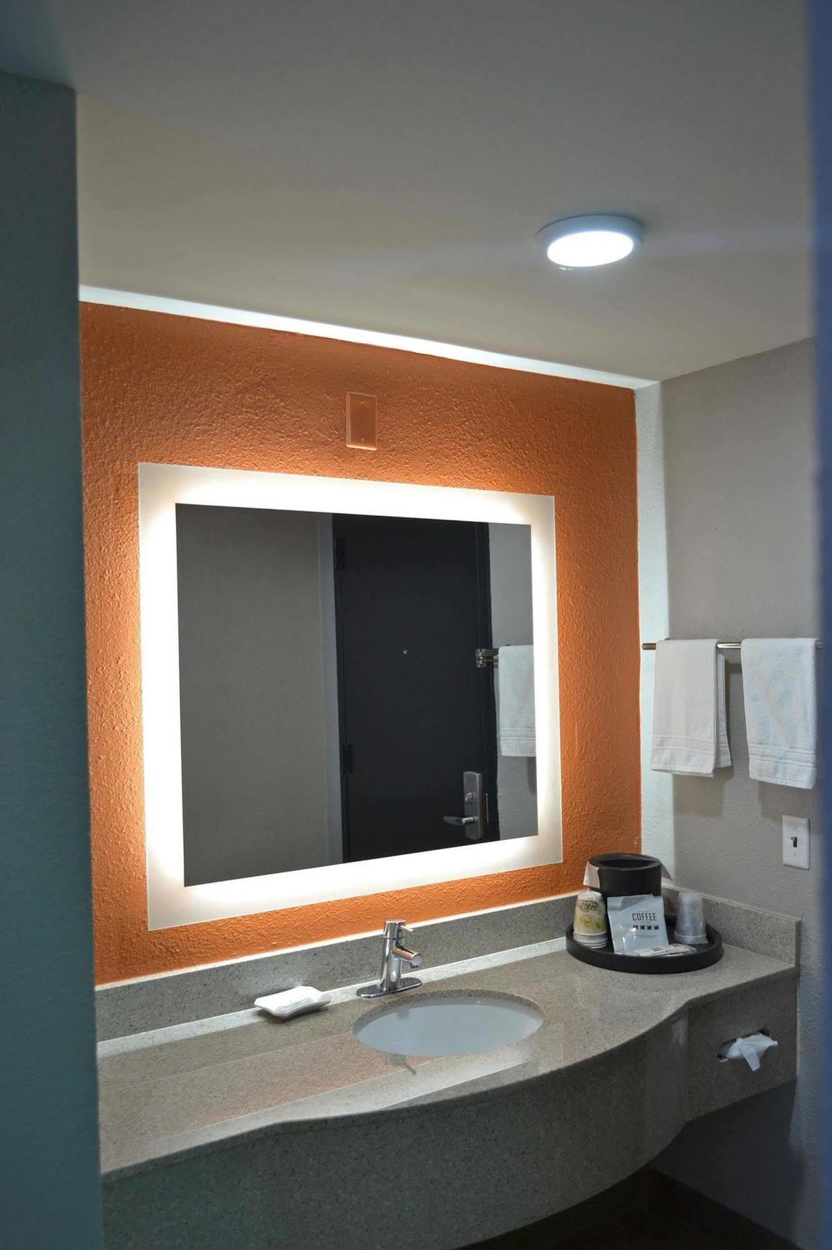 Jameson Inn & Suites Bowling Green Eksteriør bilde