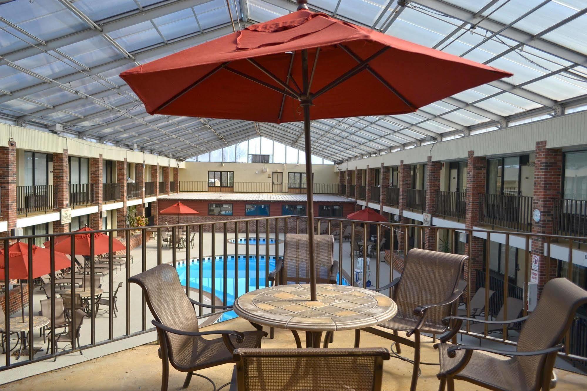 Jameson Inn & Suites Bowling Green Eksteriør bilde